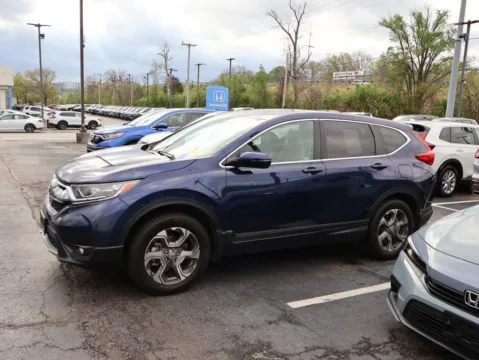 More photos of 2019 Honda CR-V EX-L at Jay Wolfe Honda, MO