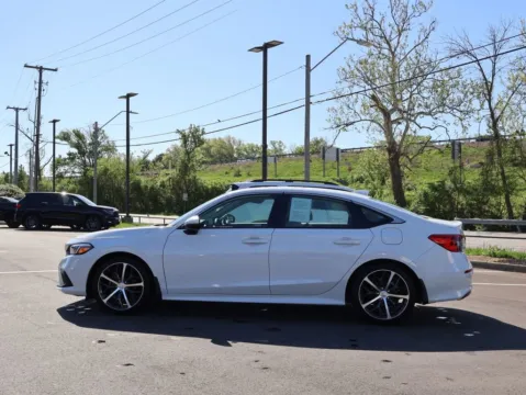 More photos of 2024 Honda Civic Sedan Touring at Jay Wolfe Honda, MO