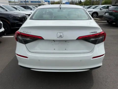 More photos of 2024 Honda Civic Sedan Touring at Jay Wolfe Honda, MO