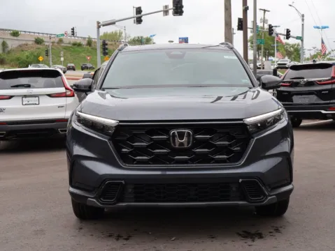 Photos of 2026 Honda CR-V Hybrid Sport-L for sale in Kansas City, MO at Jay Wolfe Honda
