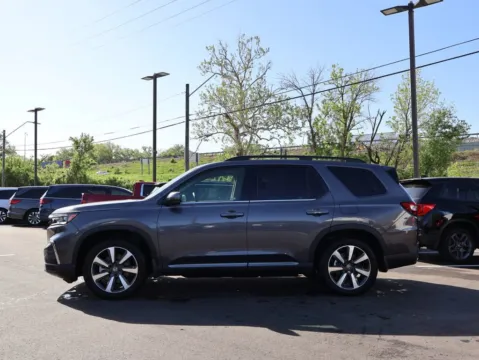 More photos of 2025 Honda Pilot Elite at Jay Wolfe Honda, MO