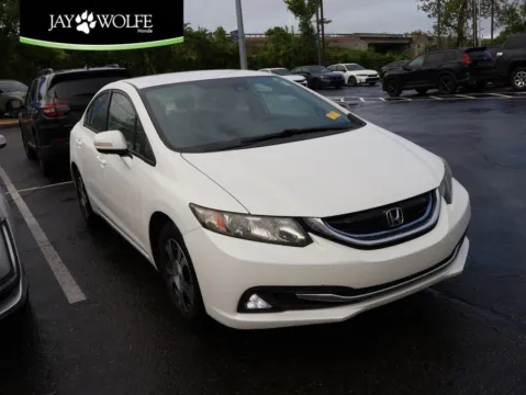 White 2013 Honda Civic Hybrid for sale in Kansas City, MO