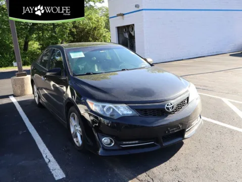 Black 2013 Toyota Camry SE for sale in Kansas City, MO