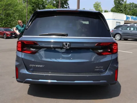 More photos of 2026 Honda Odyssey Elite at Jay Wolfe Honda, MO