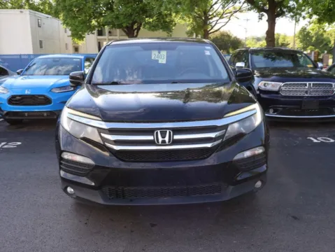 Photos of 2016 Honda Pilot EX-L for sale in Kansas City, MO at Jay Wolfe Honda