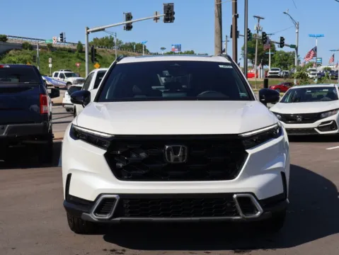 Photos of 2026 Honda CR-V Hybrid Sport Touring for sale in Kansas City, MO at Jay Wolfe Honda
