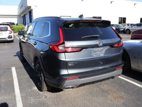 More photos of 2023 Honda CR-V Hybrid Sport at Jay Wolfe Honda, MO