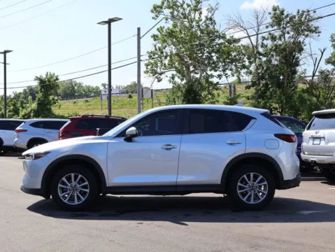 More photos of 2022 Mazda CX-5 2.5 S Select Package at Jay Wolfe Honda, MO