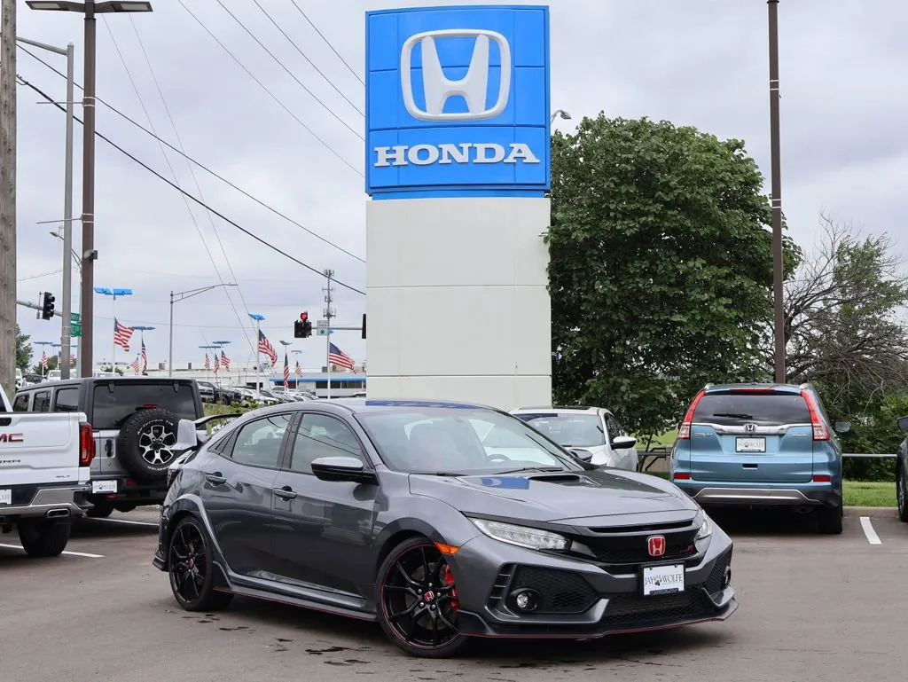 Gray 2019 Honda Civic Type R Touring for sale in Kansas City, MO