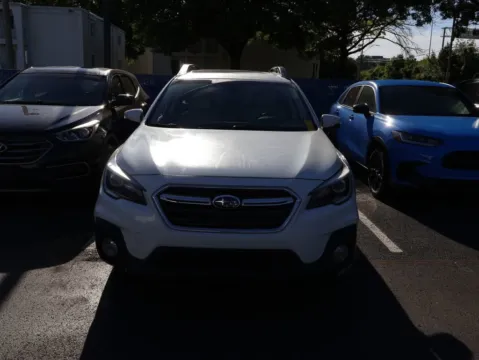 Photos of 2018 Subaru Outback Limited for sale in Kansas City, MO at Jay Wolfe Honda