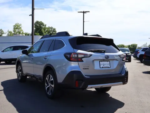 More photos of 2020 Subaru Outback Limited at Jay Wolfe Honda, MO