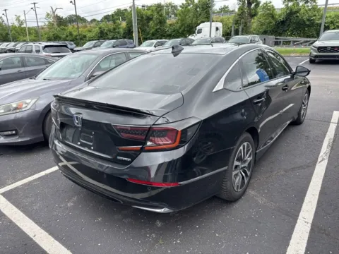 More photos of 2021 Honda Accord Hybrid EX-L at Jay Wolfe Honda, MO