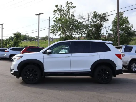 More photos of 2022 Honda Passport EX-L at Jay Wolfe Honda, MO