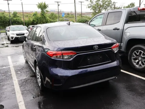 More photos of 2020 Toyota Corolla LE at Jay Wolfe Honda, MO