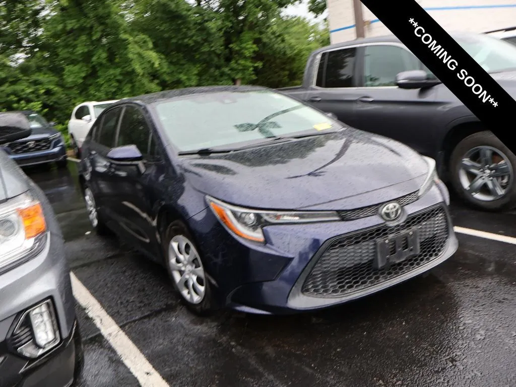 Blue 2020 Toyota Corolla LE for sale in Kansas City, MO