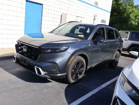 More photos of 2023 Honda CR-V Hybrid Sport Touring at Jay Wolfe Honda, MO