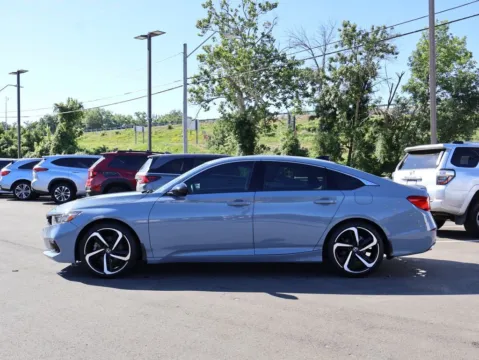 More photos of 2022 Honda Accord Sedan Sport at Jay Wolfe Honda, MO
