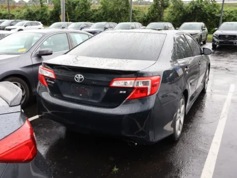 More photos of 2014 Toyota Camry SE Sport at Jay Wolfe Honda, MO