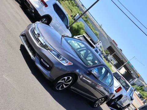 Another view of 2017 Honda Accord Sedan EX-L for sale in Kansas City, MO at Jay Wolfe Honda