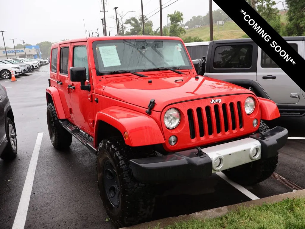 Red 2015 Jeep Wrangler Unlimited Sahara for sale in Kansas City, MO