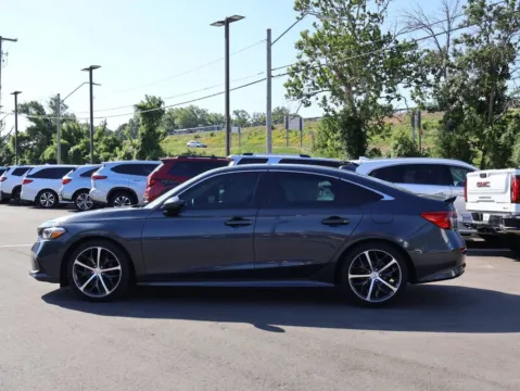 More photos of 2024 Honda Civic Sedan Touring at Jay Wolfe Honda, MO