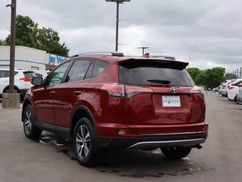 More photos of 2018 Toyota RAV4 XLE at Jay Wolfe Honda, MO
