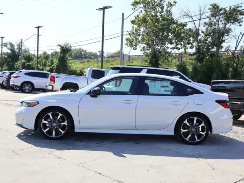 More photos of 2026 Honda Civic Sedan Hybrid at Jay Wolfe Honda, MO