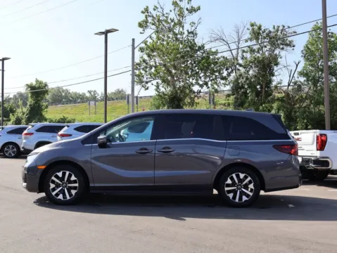 More photos of 2025 Honda Odyssey EX-L at Jay Wolfe Honda, MO