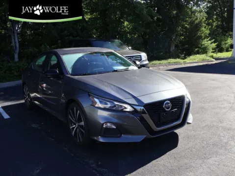 Gray 2021 Nissan Altima 2.0 SR for sale in Kansas City, MO