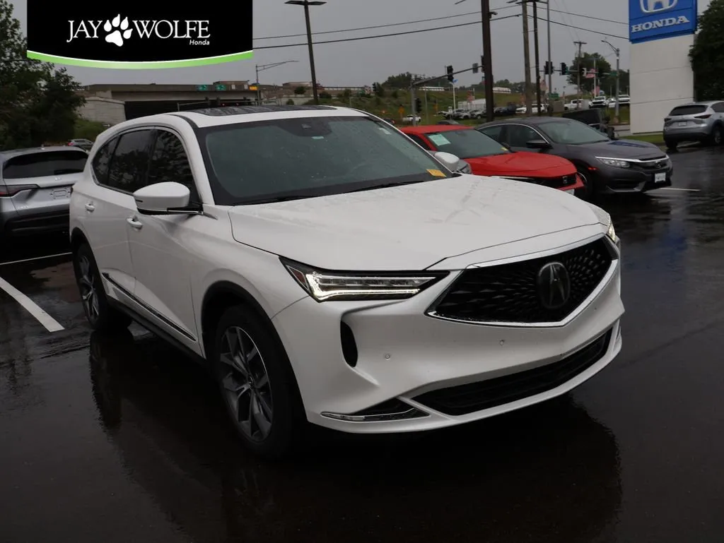 White 2024 Acura MDX w/Technology Package for sale in Kansas City, MO