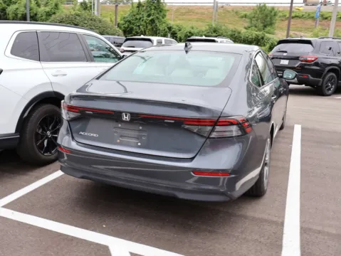 More photos of 2023 Honda Accord Sedan EX at Jay Wolfe Honda, MO