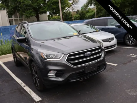 Gray 2019 Ford Escape SE for sale in Kansas City, MO