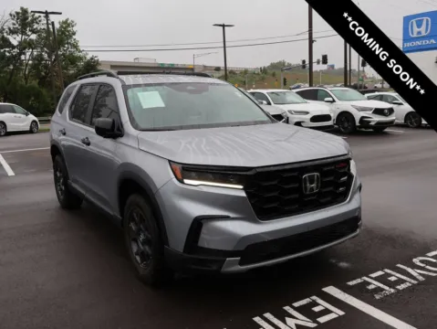 Silver 2025 Honda Pilot TrailSport for sale in Kansas City, MO