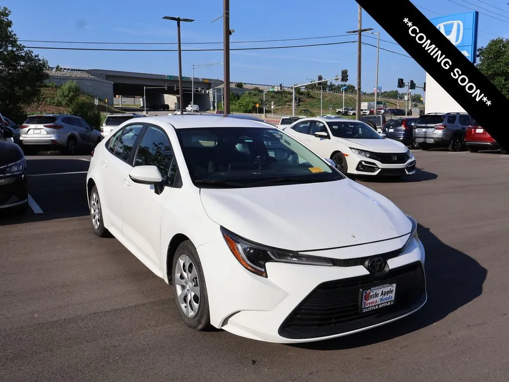 Black 2024 Toyota Corolla LE for sale in Kansas City, MO