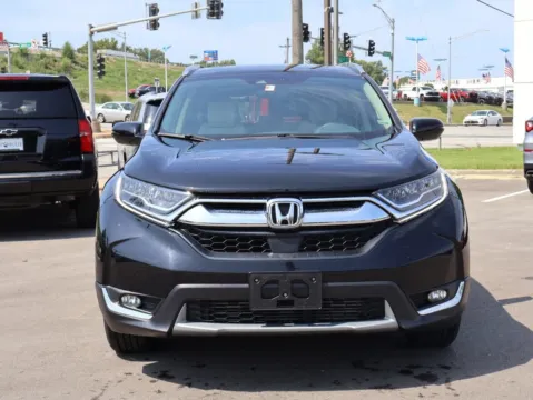 Photos of 2018 Honda CR-V Touring for sale in Kansas City, MO at Jay Wolfe Honda