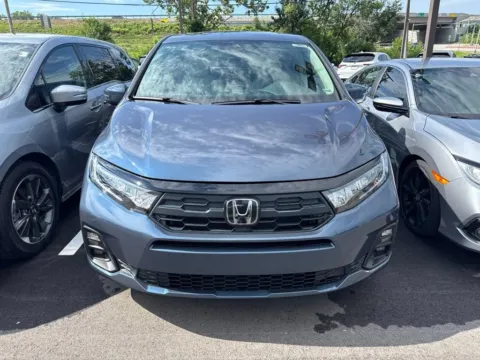 Photos of 2026 Honda Odyssey EX-L for sale in Kansas City, MO at Jay Wolfe Honda