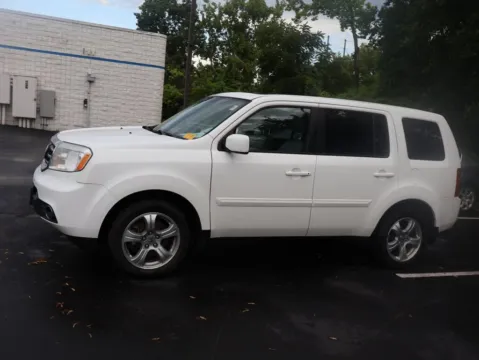 More photos of 2015 Honda Pilot EX-L at Jay Wolfe Honda, MO