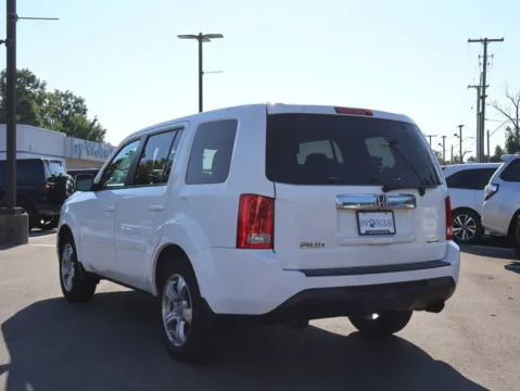 More photos of 2015 Honda Pilot EX-L at Jay Wolfe Honda, MO