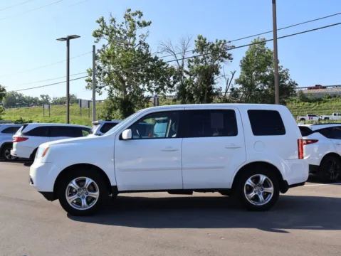 More photos of 2015 Honda Pilot EX-L at Jay Wolfe Honda, MO