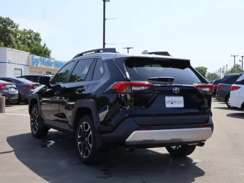 More photos of 2019 Toyota RAV4 Adventure at Jay Wolfe Honda, MO