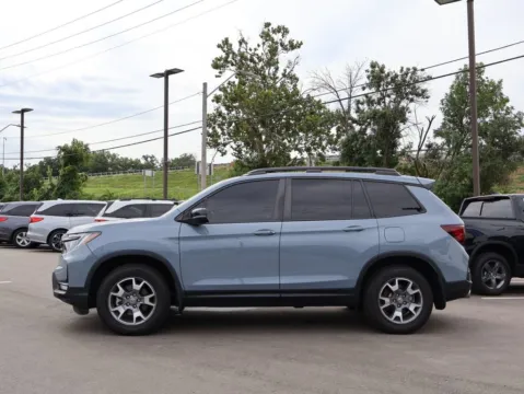 More photos of 2023 Honda Passport TrailSport at Jay Wolfe Honda, MO