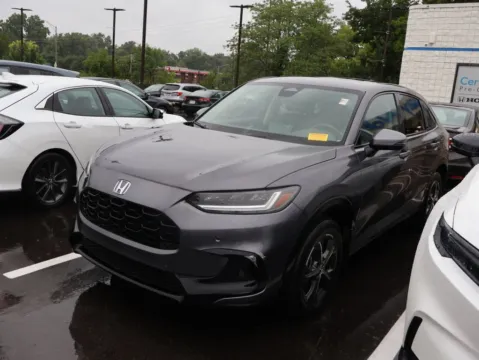 More photos of 2023 Honda HR-V EX-L at Jay Wolfe Honda, MO