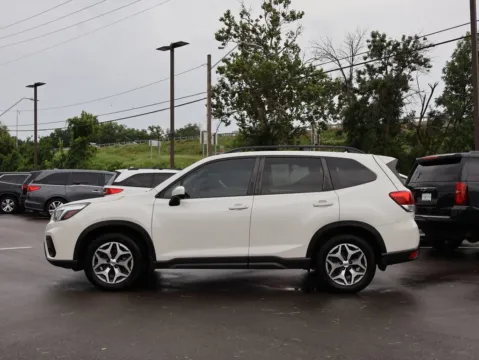 More photos of 2020 Subaru Forester Premium at Jay Wolfe Honda, MO