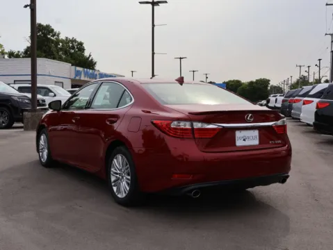 More photos of 2015 Lexus ES 350 at Jay Wolfe Honda, MO