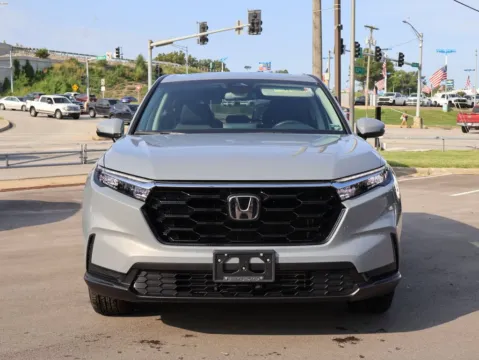 Photos of 2024 Honda CR-V EX for sale in Kansas City, MO at Jay Wolfe Honda