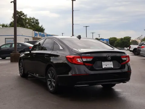More photos of 2021 Honda Accord Sedan EX-L at Jay Wolfe Honda, MO
