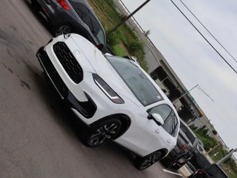 Another view of 2026 Honda HR-V EX-L for sale in Kansas City, MO at Jay Wolfe Honda