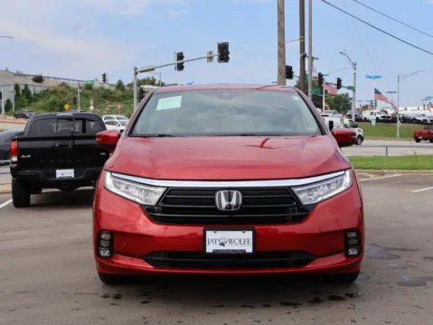 Photos of 2023 Honda Odyssey Touring for sale in Kansas City, MO at Jay Wolfe Honda