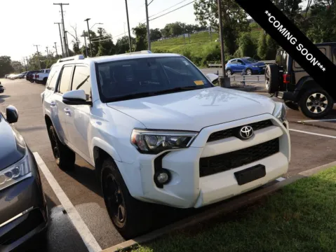 White 2018 Toyota 4Runner SR5 Premium for sale in Kansas City, MO