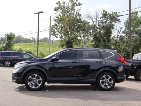 More photos of 2018 Honda CR-V EX-L at Jay Wolfe Honda, MO